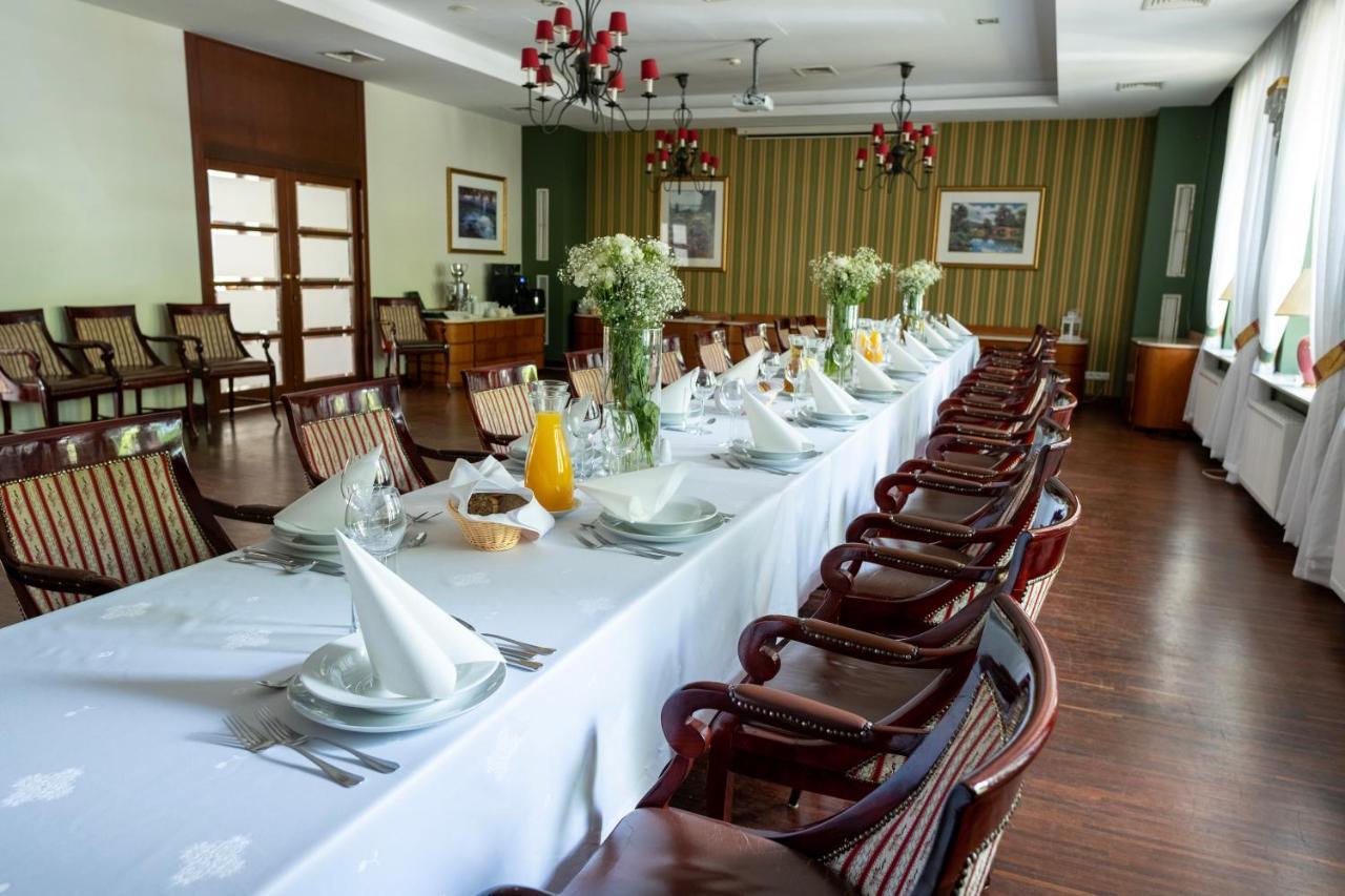 Hotel Park Rekreacyjno-biznesowy Woda 4*