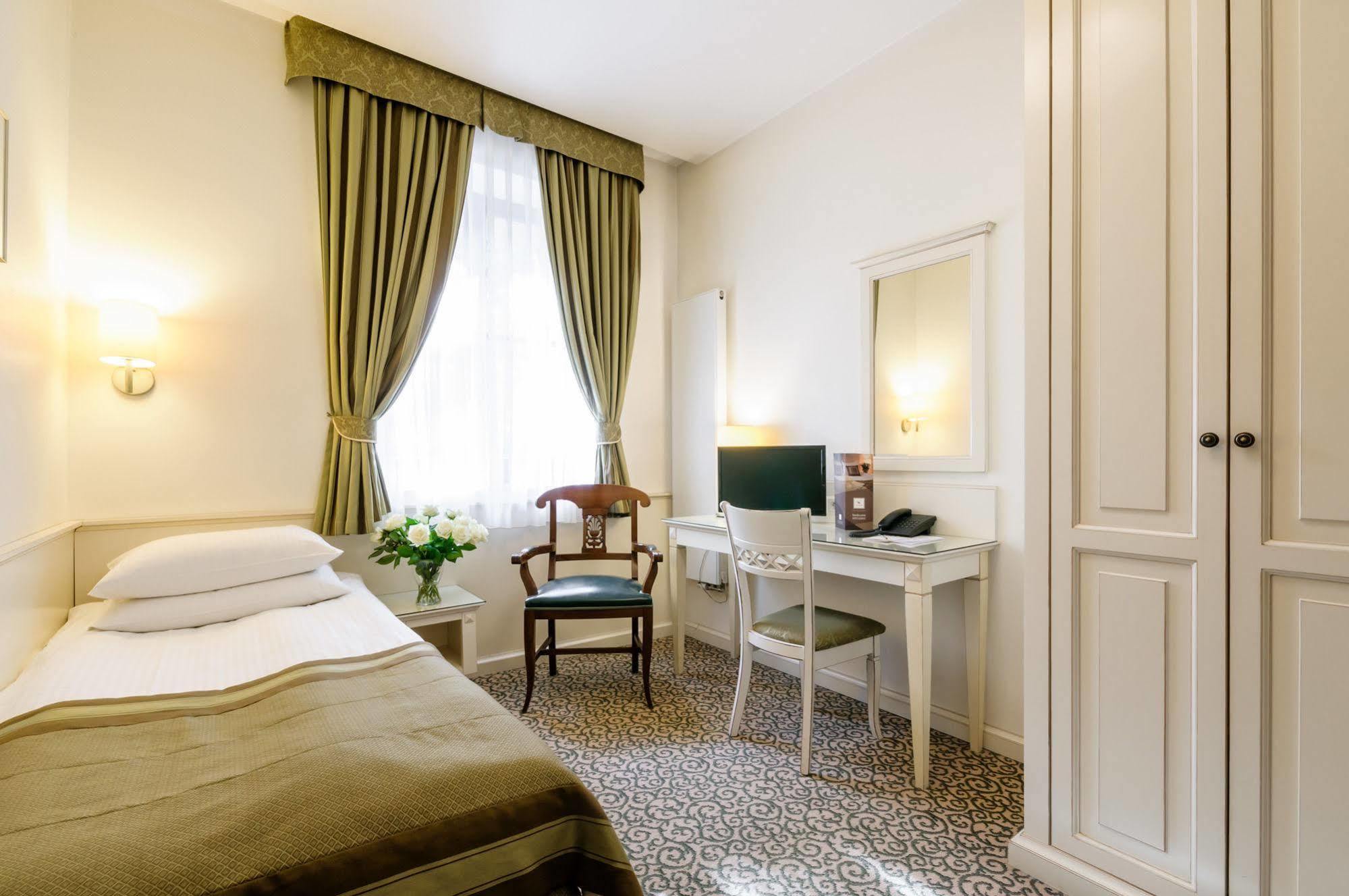 Park Rekreacyjno-biznesowy Woda Hotel Wilga